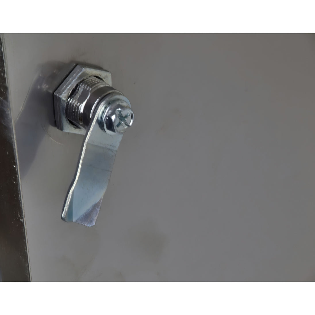 Lock For Access Panel 18″ (480mm) Stainless Steel Access Panel with Key Lock